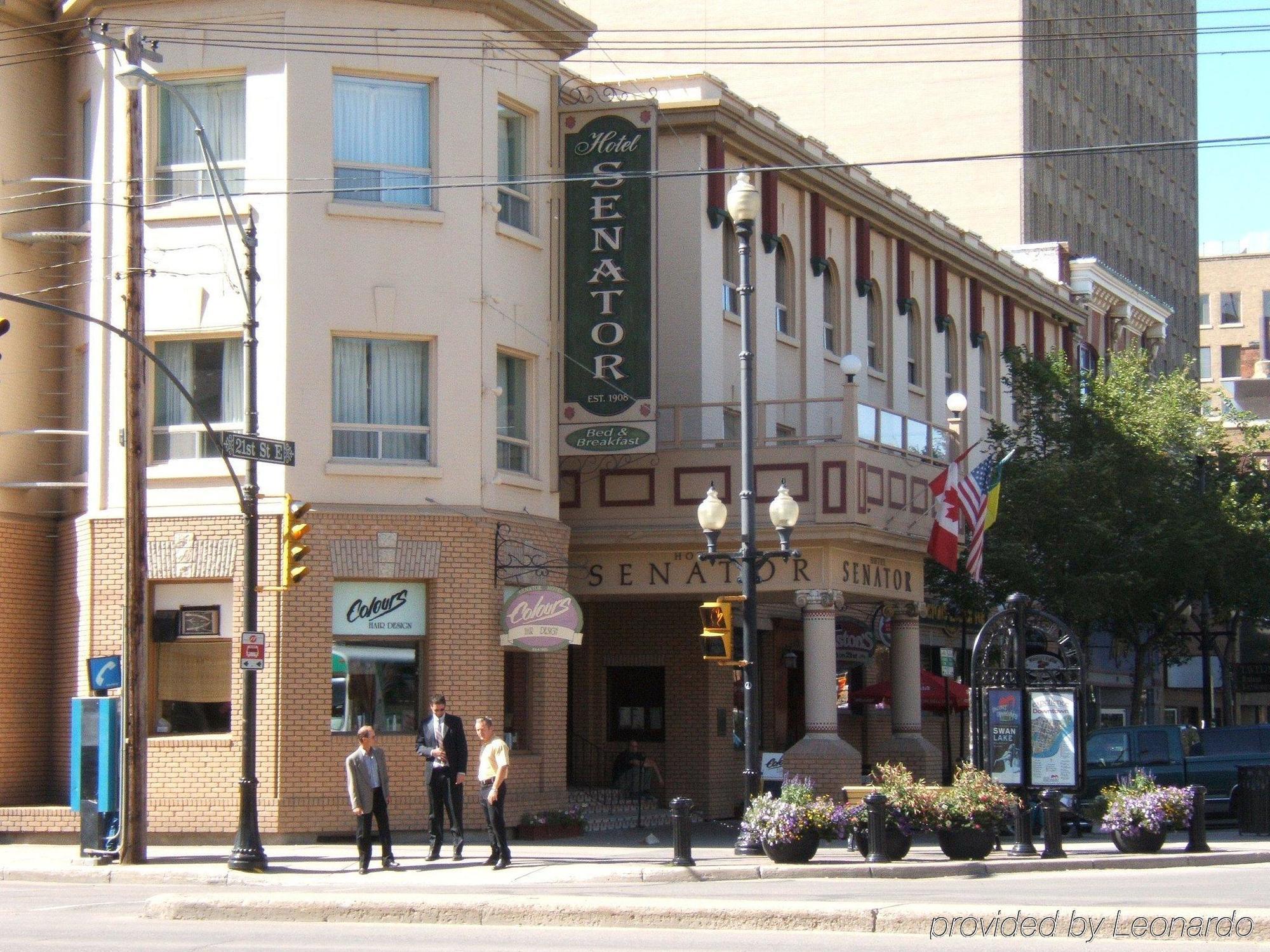 Hotel Senator Saskatoon Exterior photo