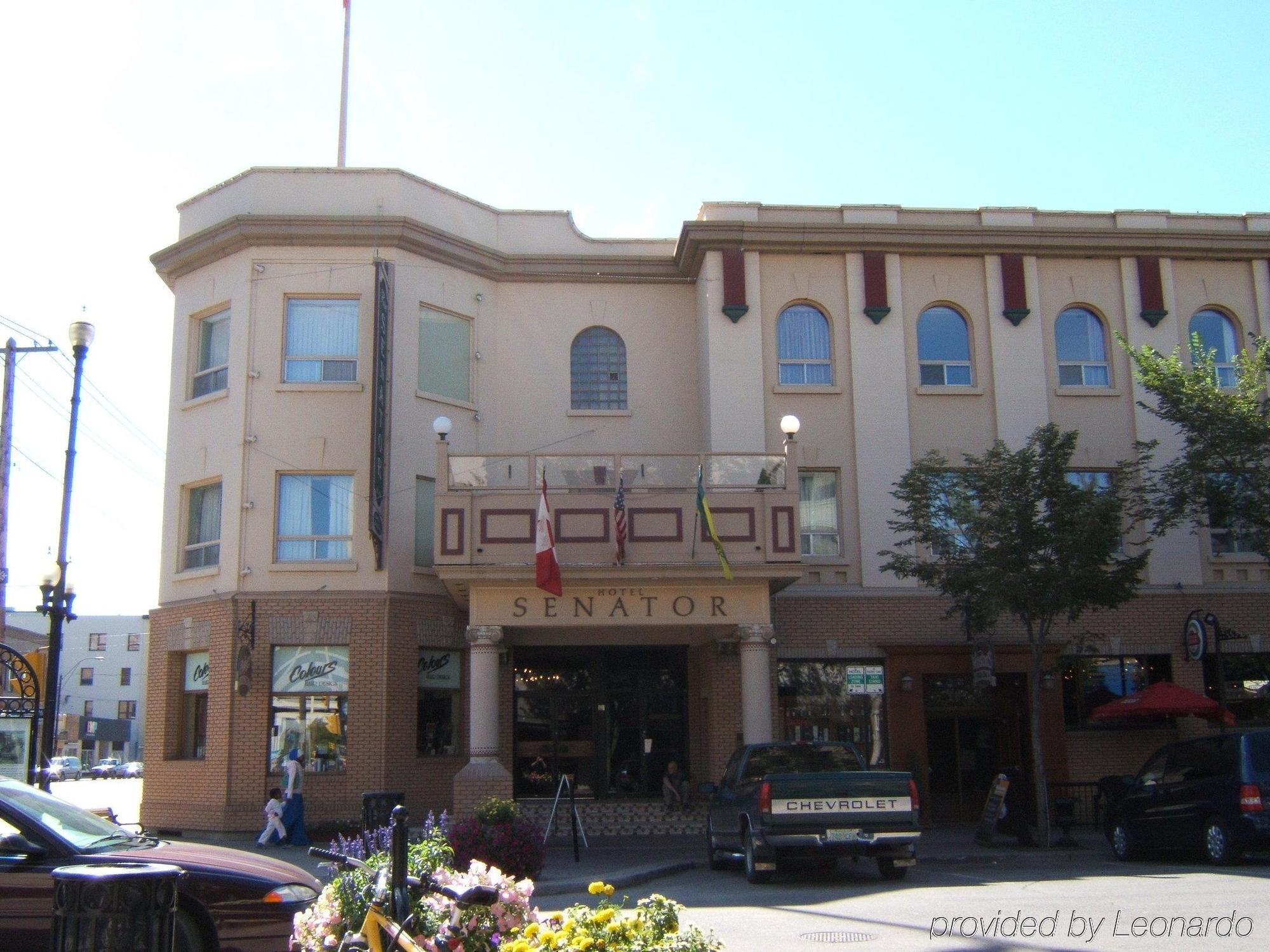 Hotel Senator Saskatoon Exterior photo